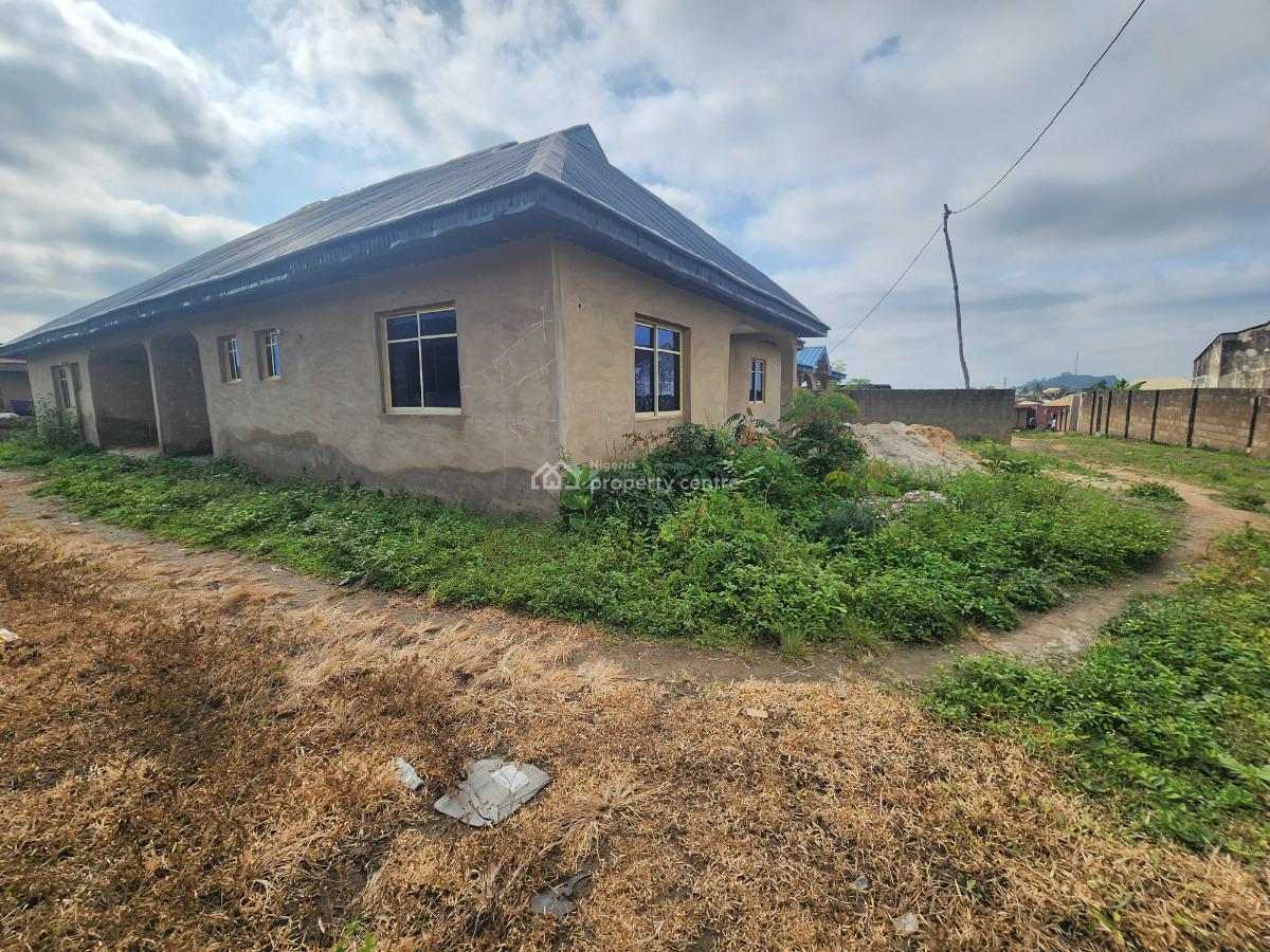 Three Bedroom Twin Flat with Reg/survey, Wakajaye, Iyana Church, Akobo, Ibadan, Oyo, Detached Bungalow for Sale