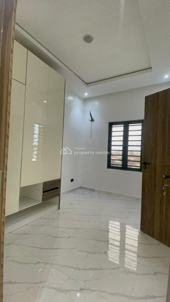 2 &3 Bedroom Flat in Lekki Phase1, Fola Osibo Road, Lekki Phase 1, Lekki, Lagos, Flat / Apartment for Sale