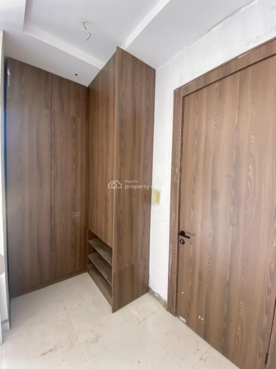 Newly and Luxurious 2 Bedroom Apartment Within a Serene, Lekki Phase 1, Lekki, Lagos, Flat / Apartment for Sale