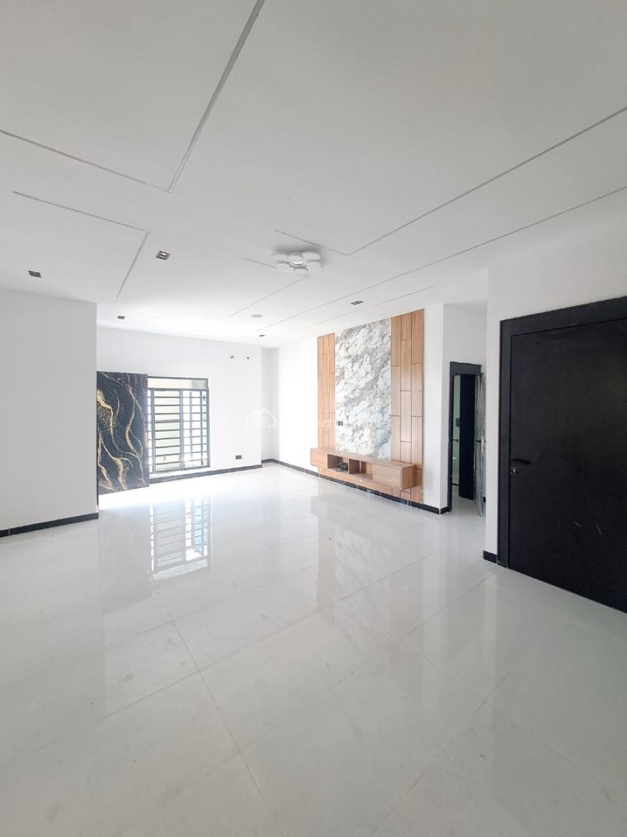 Beautiful Finished 5 Bedroom Detached with Bq & Pool, Ologolo, Lekki, Lagos, Detached Duplex for Sale
