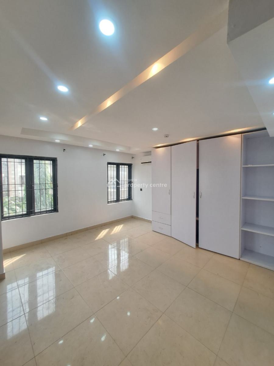 Well Built 3 Bedroom Apartment with Bq in a Gated Estate, Oniru, Victoria Island (vi), Lagos, Flat / Apartment for Rent