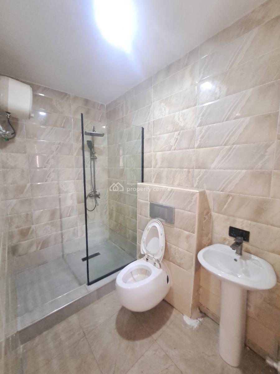 Well Built 3 Bedroom Apartment with Bq in a Gated Estate, Oniru, Victoria Island (vi), Lagos, Flat / Apartment for Rent