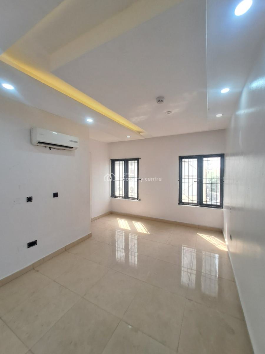 Well Built 3 Bedroom Apartment with Bq in a Gated Estate, Oniru, Victoria Island (vi), Lagos, Flat / Apartment for Rent