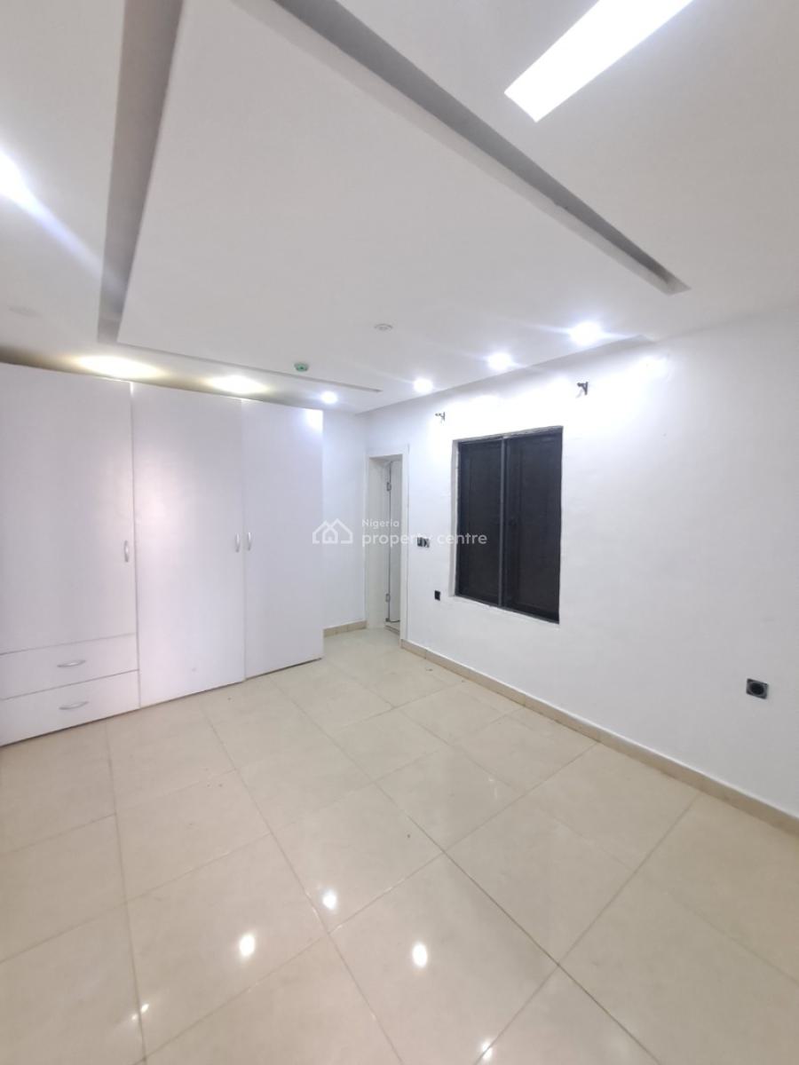 Well Built 3 Bedroom Apartment with Bq in a Gated Estate, Oniru, Victoria Island (vi), Lagos, Flat / Apartment for Rent