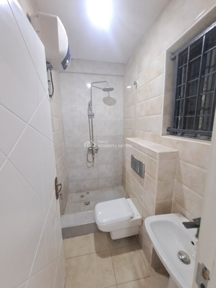 Well Built 3 Bedroom Apartment with Bq in a Gated Estate, Oniru, Victoria Island (vi), Lagos, Flat / Apartment for Rent