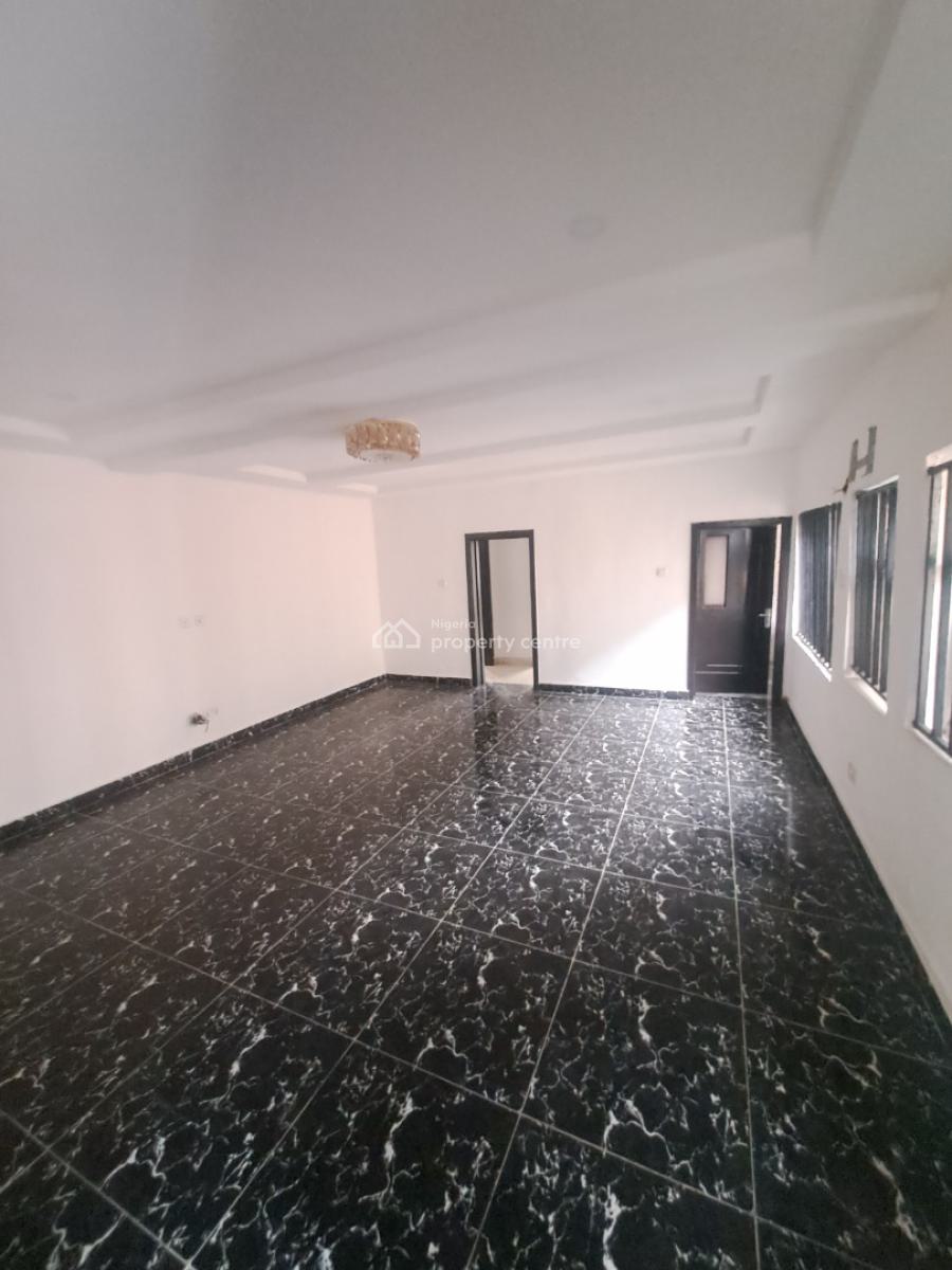 Renovated 3 Bedroom Apartment, Lekki Phase 1, Lekki, Lagos, Flat / Apartment for Rent