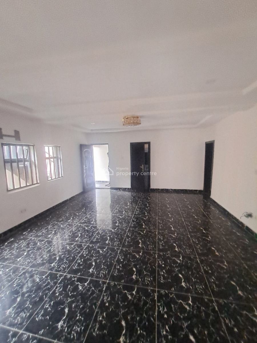 Renovated 3 Bedroom Apartment, Lekki Phase 1, Lekki, Lagos, Flat / Apartment for Rent