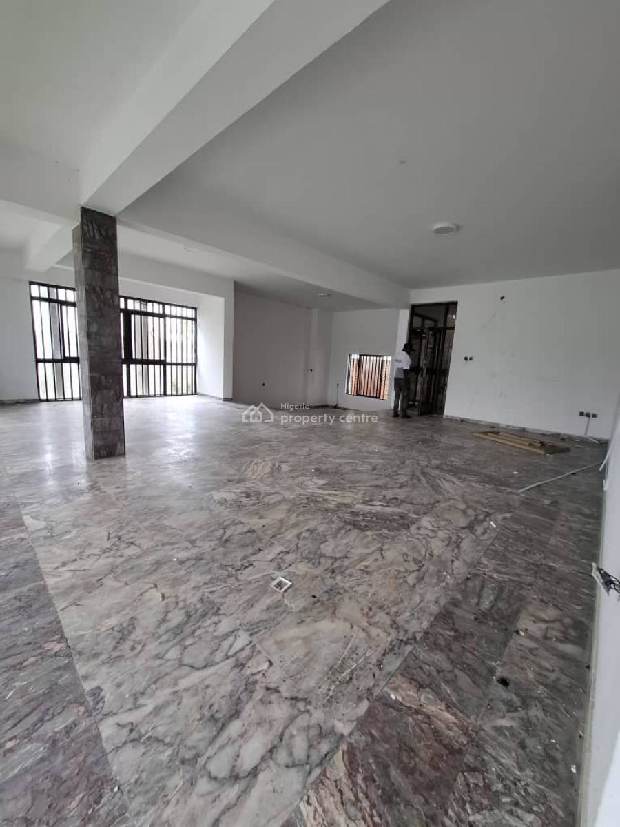 Commercial 18 Bedroom Detached House with 6 Bq 2yrs Payment Upfront, Off Ligali Ayorinde, Victoria Island (vi), Lagos, Detached Duplex for Rent