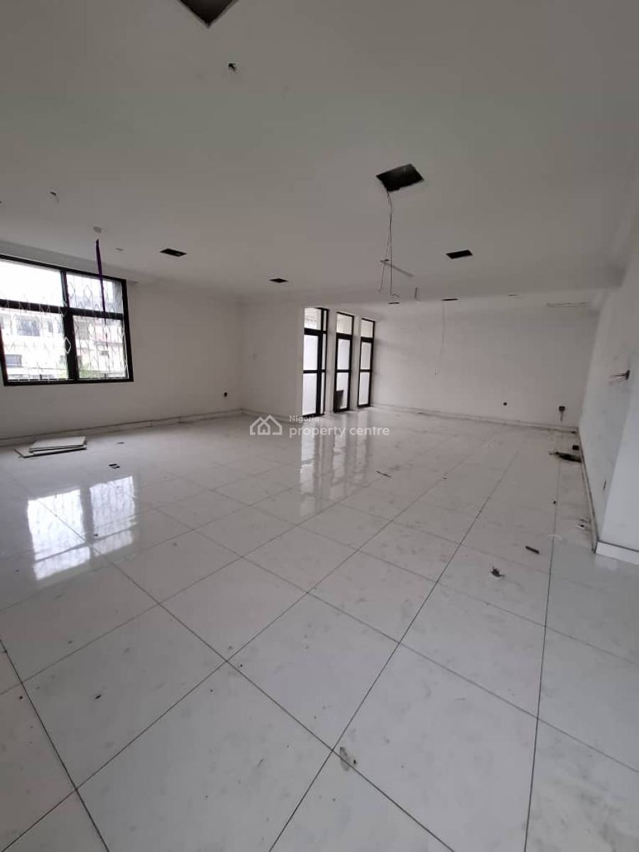 Commercial 18 Bedroom Detached House with 6 Bq 2yrs Payment Upfront, Off Ligali Ayorinde, Victoria Island (vi), Lagos, Detached Duplex for Rent