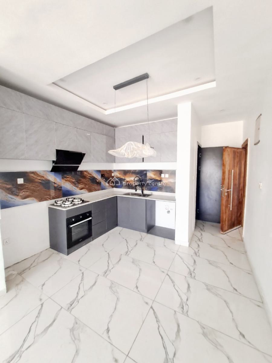 Newly Built 2 Bedroom Apartment in a Gated Estate, Ologolo, Lekki, Lagos, Flat / Apartment for Sale