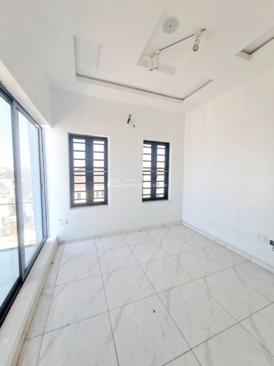 Newly Built 2 Bedroom Apartment in a Gated Estate, Ologolo, Lekki, Lagos, Flat / Apartment for Sale