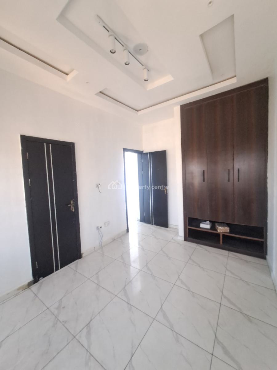 Newly Built 2 Bedroom Apartment in a Gated Estate, Ologolo, Lekki, Lagos, Flat / Apartment for Sale