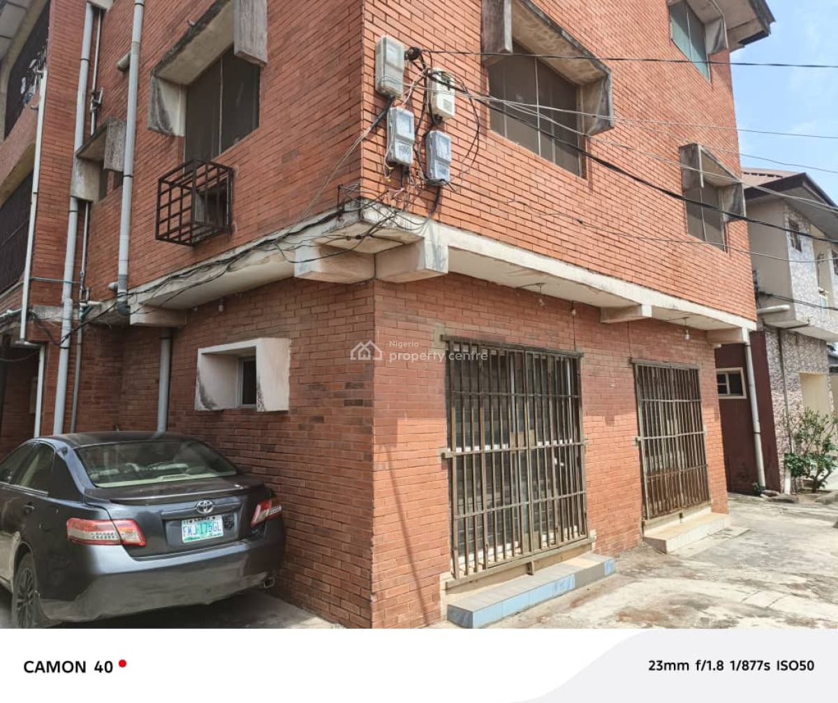 5 Units 2 Bedroom and Large Warehouse on Ground Floor, Off Ogunlana Egbeda, Akowonjo, Alimosho, Lagos, Block of Flats for Sale
