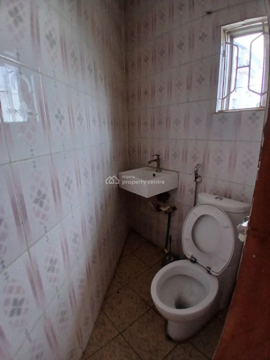 Nice 3 Bedrooms Flat(can Be Used As Office), Wuse, Abuja, Flat / Apartment for Rent