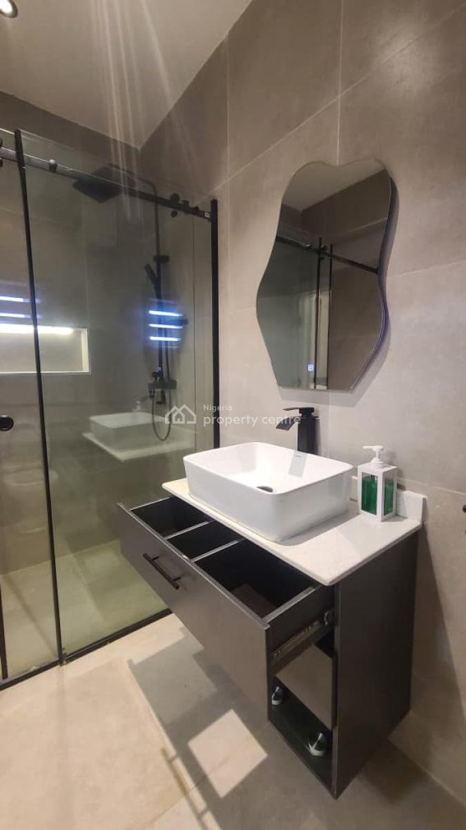 Luxuriously Furnished 2 Bedrooms Apartment, Banana Island Road, Ikoyi, Lagos, Flat / Apartment for Rent