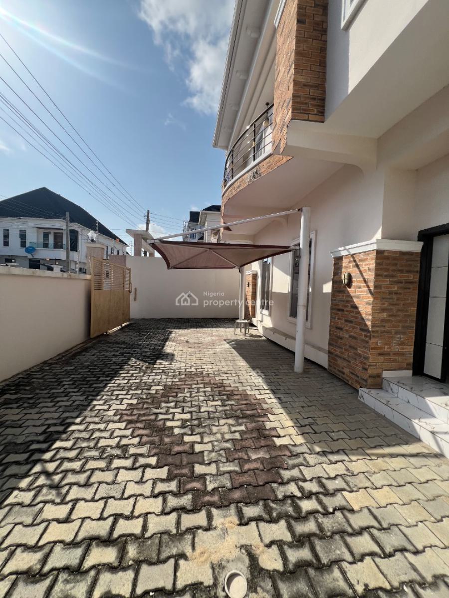 Five Bedrooms Detached Duplex with Bq, Ikota, Lekki, Lagos, Detached Duplex for Sale