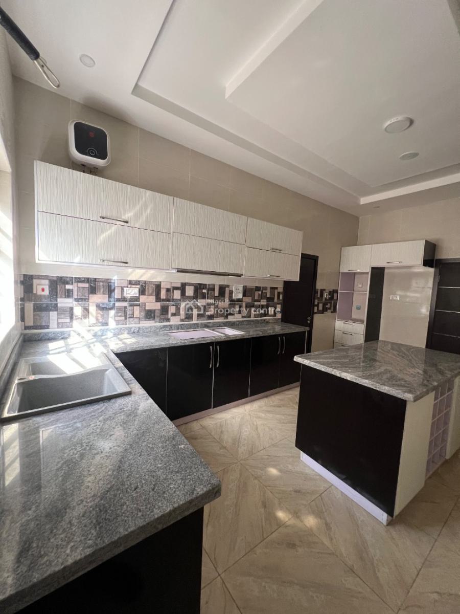 Five Bedrooms Detached Duplex with Bq, Ikota, Lekki, Lagos, Detached Duplex for Sale