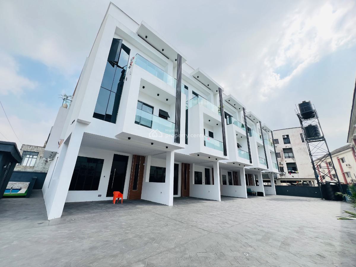 4 Bedroom Terrace Duplex with Bq, Osapa, Lekki, Lagos, Terraced Duplex for Sale