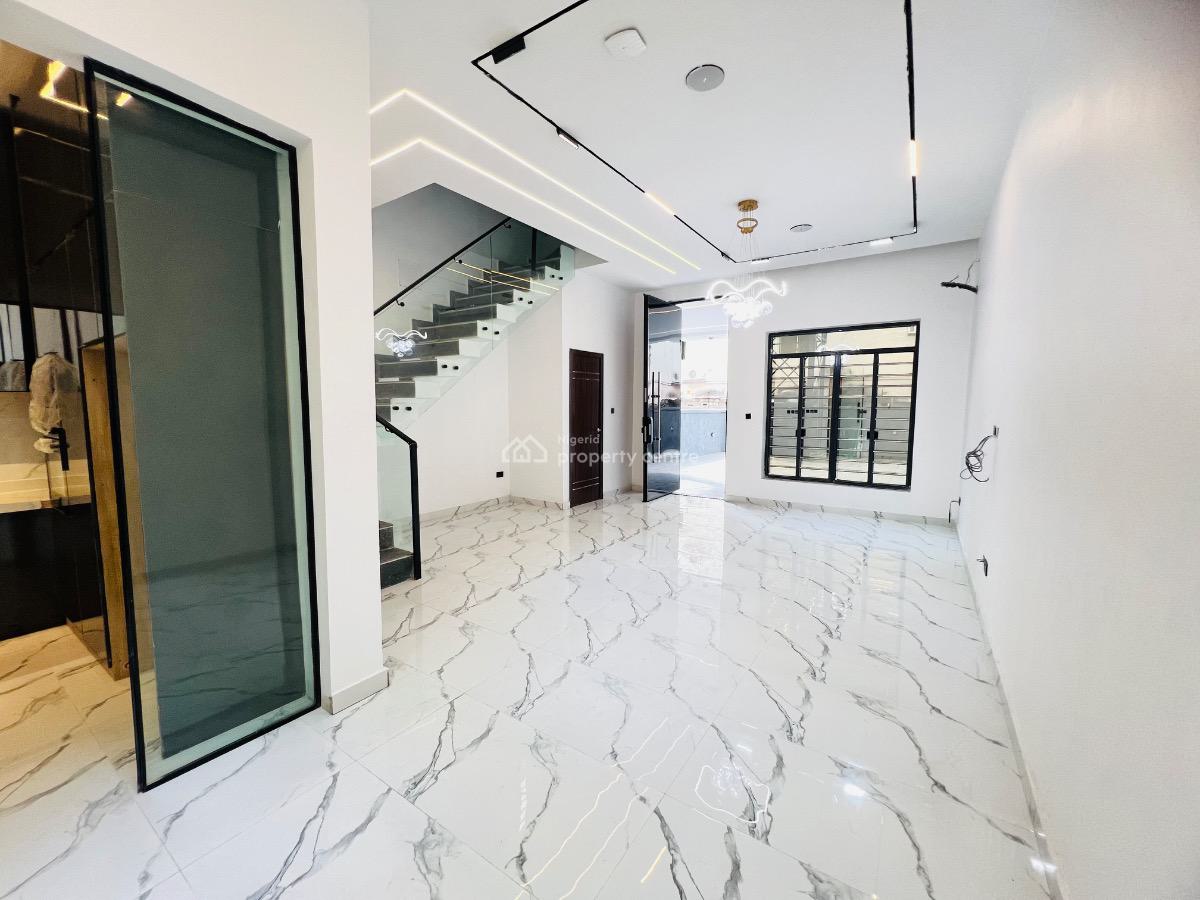 4 Bedroom Terrace Duplex with Bq, Osapa, Lekki, Lagos, Terraced Duplex for Sale