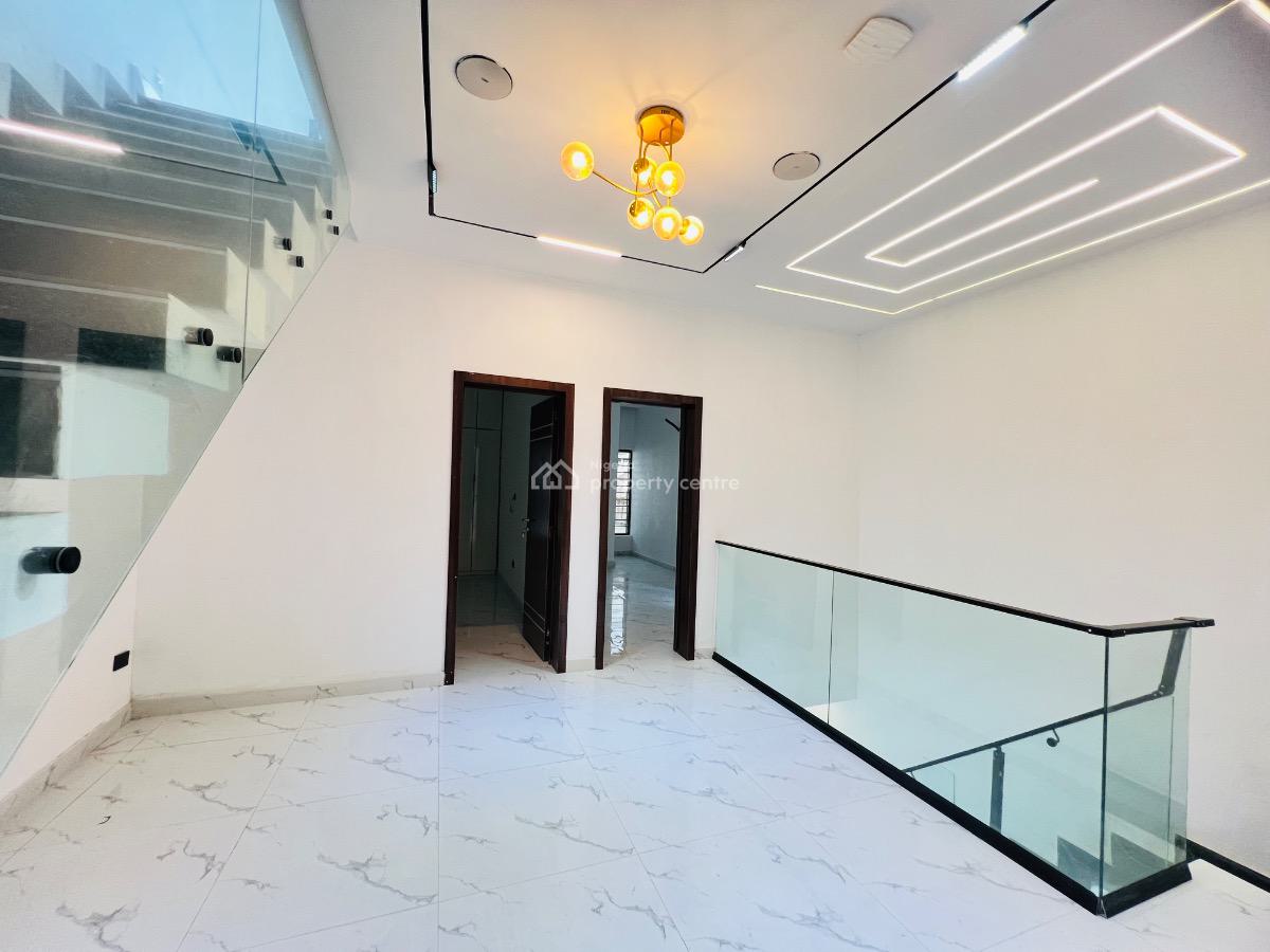 4 Bedroom Terrace Duplex with Bq, Osapa, Lekki, Lagos, Terraced Duplex for Sale
