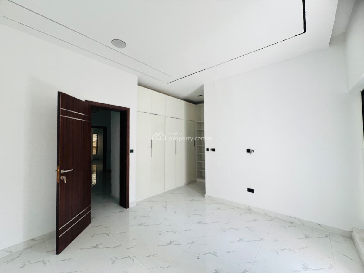 4 Bedroom Terrace Duplex with Bq, Osapa, Lekki, Lagos, Terraced Duplex for Sale