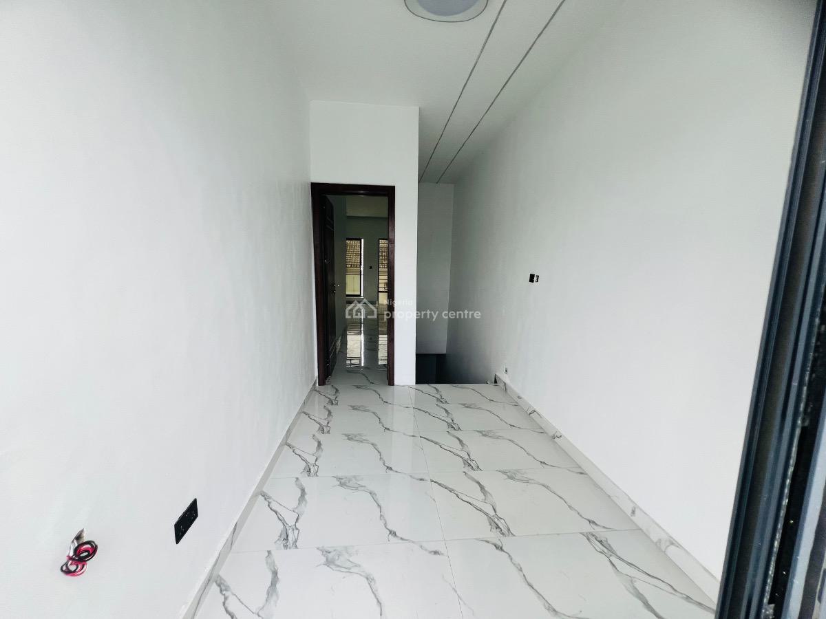 4 Bedroom Terrace Duplex with Bq, Osapa, Lekki, Lagos, Terraced Duplex for Sale