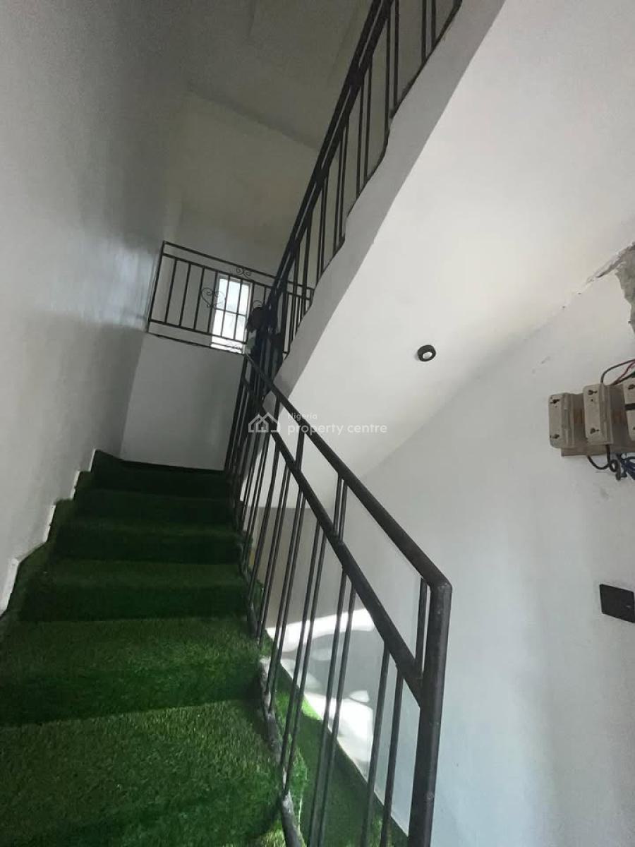 1 Unit of 2 Bedroom Flat & 2 Units of Self-contain Flats, Ogbogoro, Ozuoba Road, Port Harcourt, Rivers, Block of Flats for Sale
