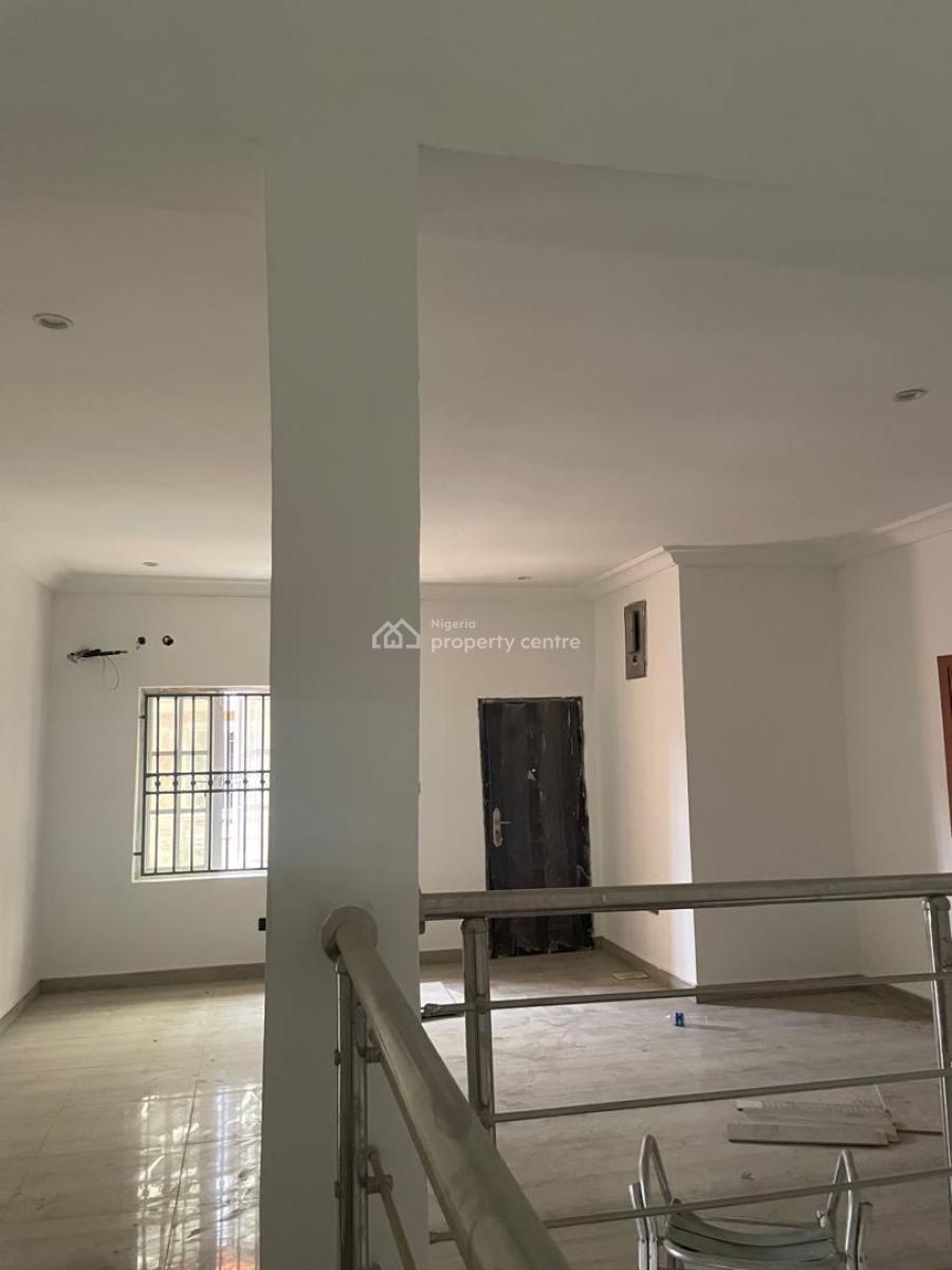 Brand New  Fully Service 4 Bedrooms Semi Detached with a Bq, Chevron Drive, Lekki Expressway, Lekki, Lagos, Semi-detached Duplex for Sale