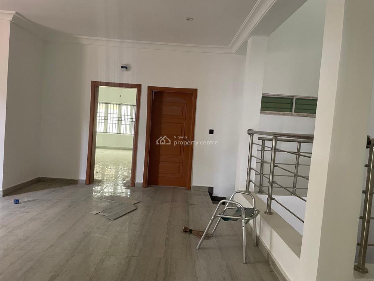 Brand New  Fully Service 4 Bedrooms Semi Detached with a Bq, Chevron Drive, Lekki Expressway, Lekki, Lagos, Semi-detached Duplex for Sale