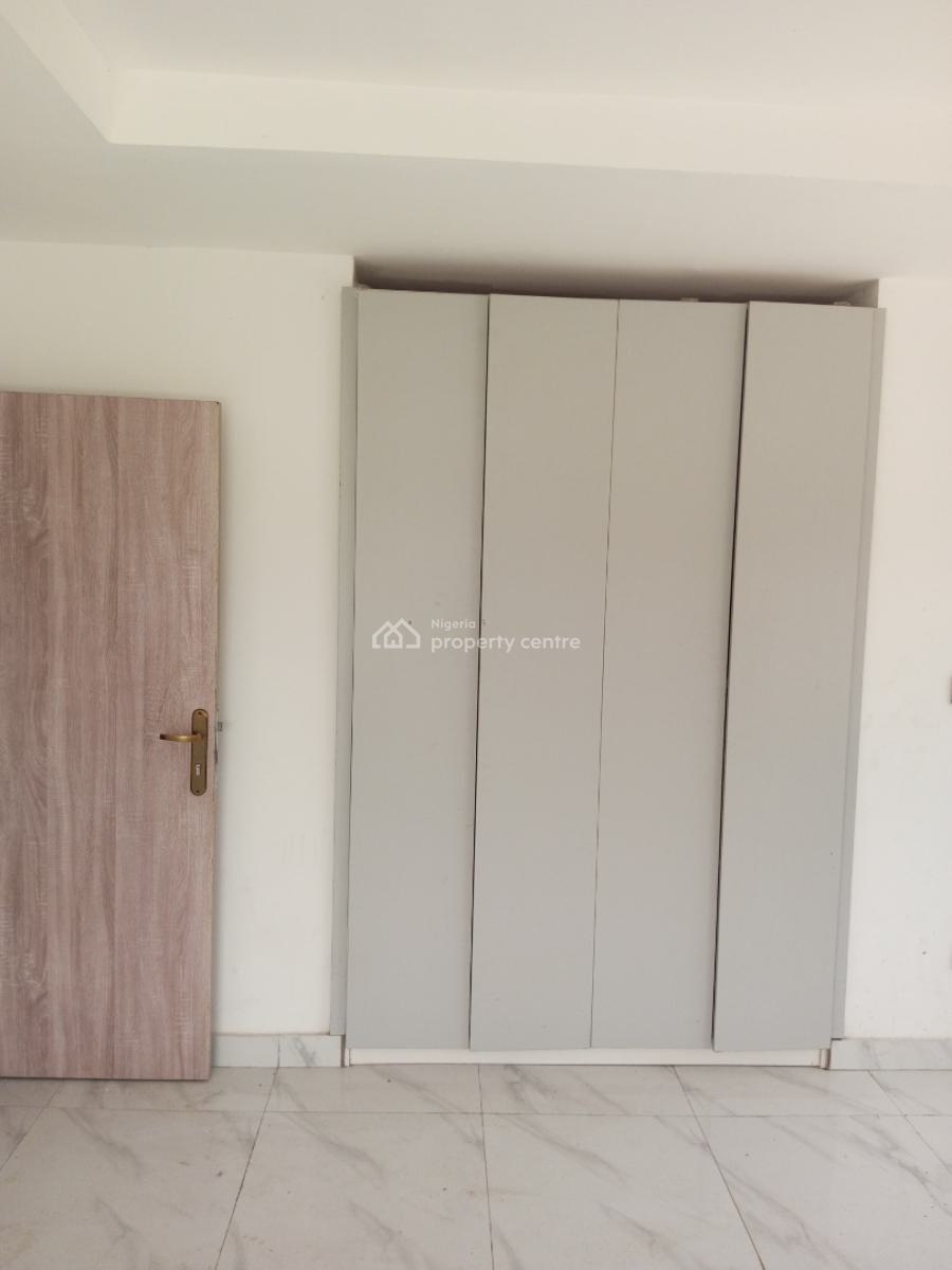 Waterfront Services 3 Bedroom Apartment with Pool, Off Awolowo Road, Falomo, Ikoyi, Lagos, Flat / Apartment for Sale