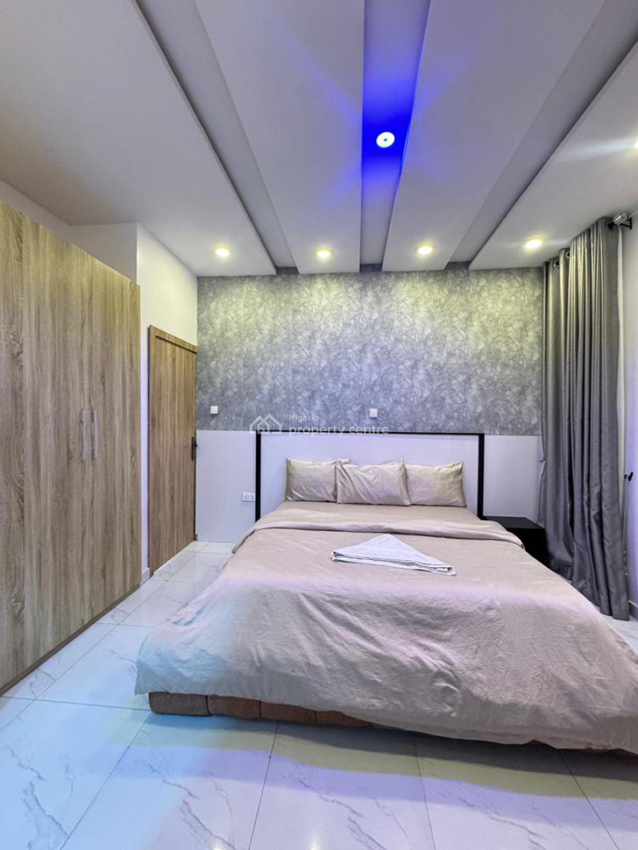 2 Bedrooms Fully Furnished Apartment, Lekki Phase 1, Lekki, Lagos, Flat / Apartment for Rent
