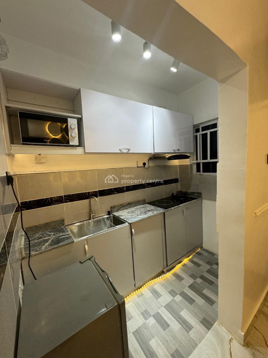Exquisite One Bedroom Apartment, Shomolu, Lagos, Mini Flat (room and Parlour) Short Let