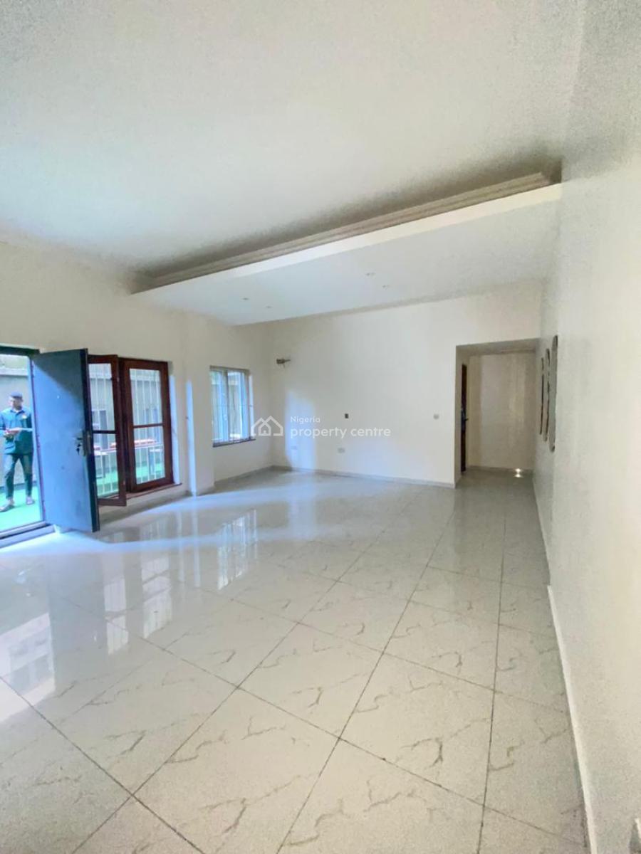 Fully Serviced 2 Bedroom Apartment with Private Yard, Victoria Island (vi), Lagos, Flat / Apartment for Rent