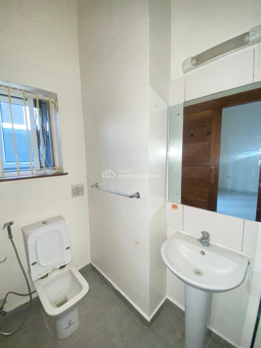 Fully Serviced 2 Bedroom Apartment with Private Yard, Victoria Island (vi), Lagos, Flat / Apartment for Rent