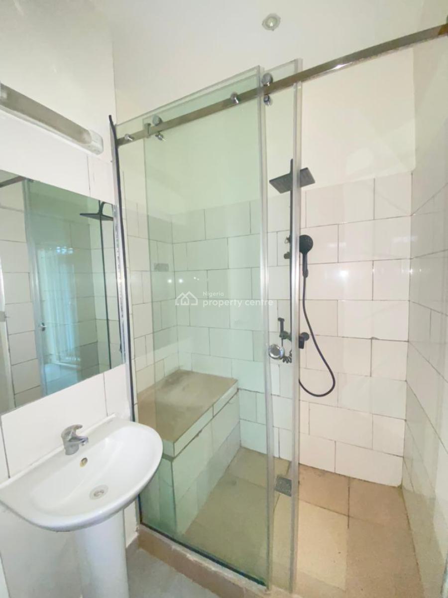 Fully Serviced 2 Bedroom Apartment with Private Yard, Victoria Island (vi), Lagos, Flat / Apartment for Rent