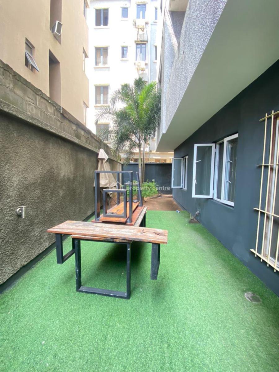 Fully Serviced 2 Bedroom Apartment with Private Yard, Victoria Island (vi), Lagos, Flat / Apartment for Rent