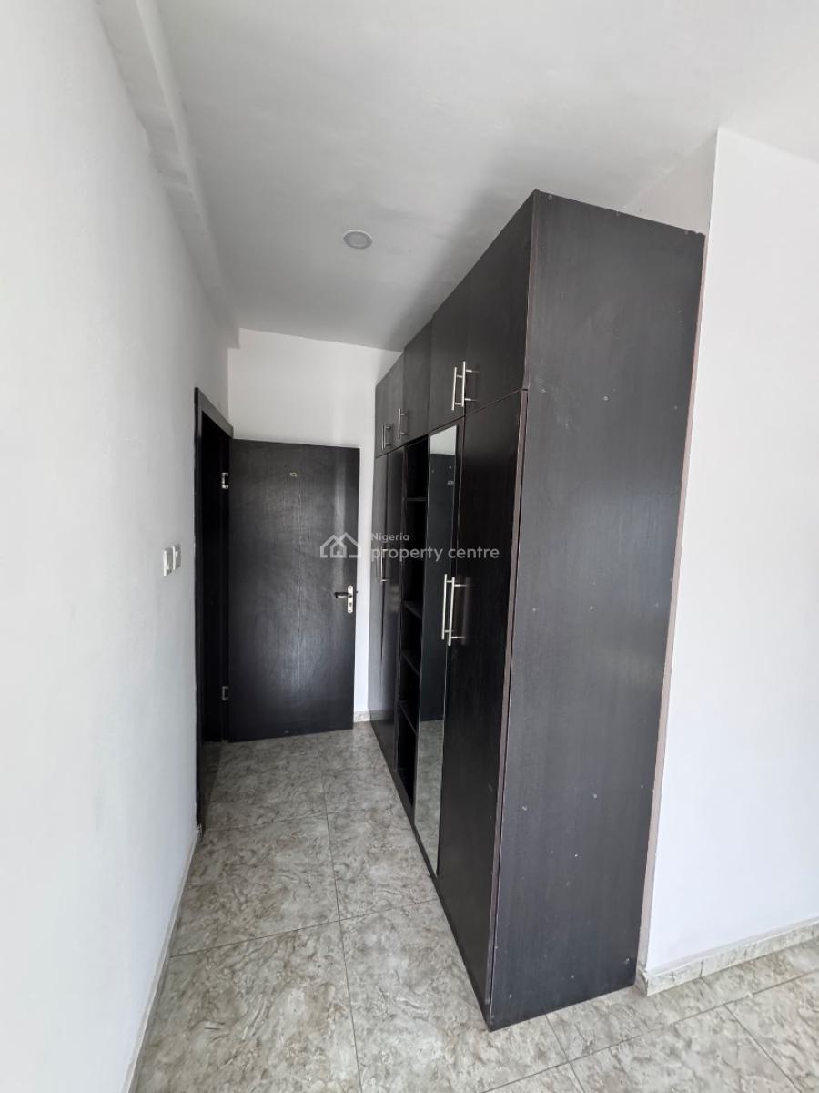 Newly Built 3 Bedroom Flat with Bq, Lekki Phase 1, Lekki, Lagos, Block of Flats for Sale