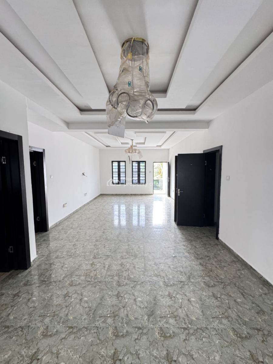 Newly Built 3 Bedroom Flat with Bq, Lekki Phase 1, Lekki, Lagos, Block of Flats for Sale
