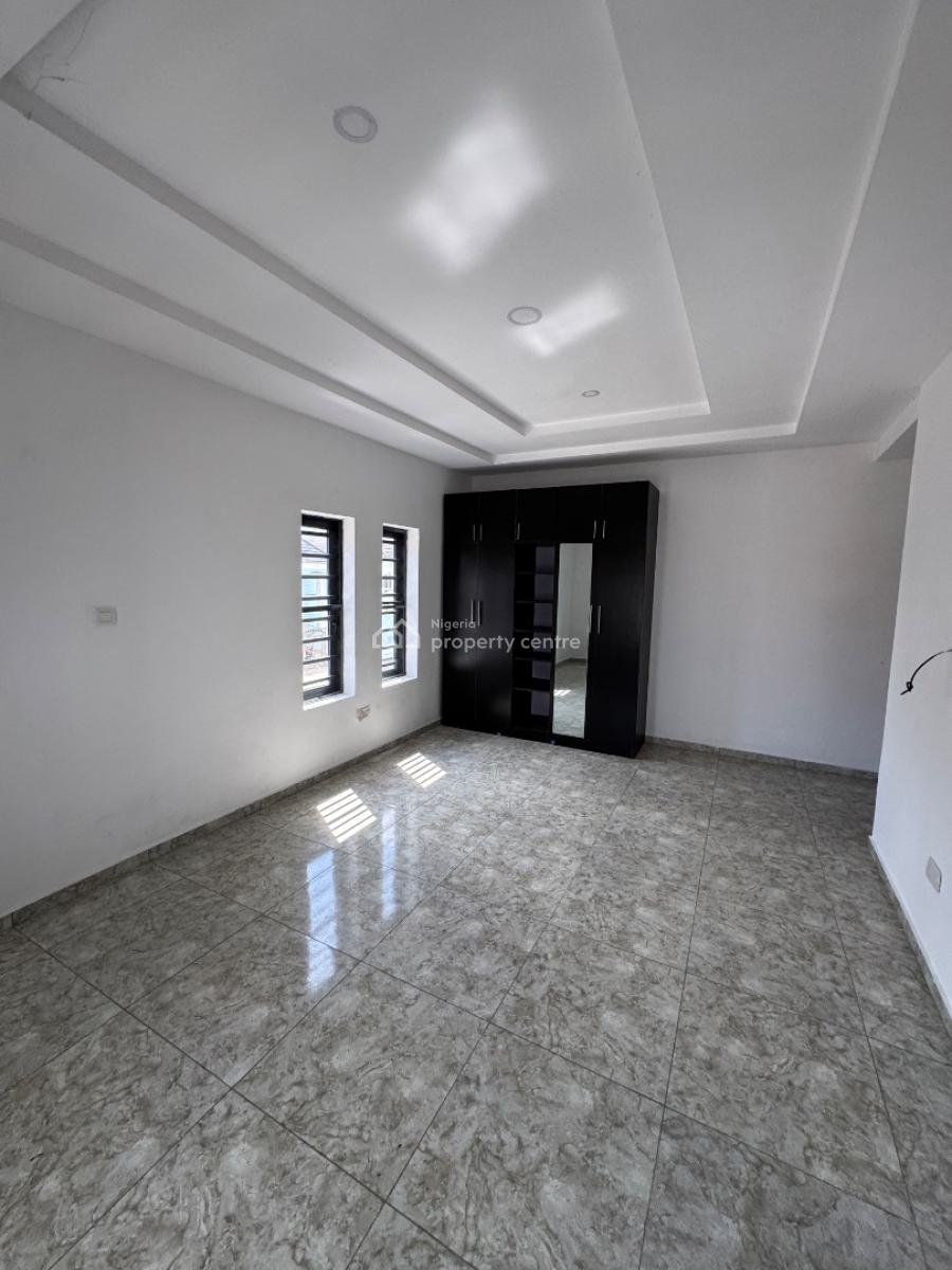 Newly Built 3 Bedroom Flat with Bq, Lekki Phase 1, Lekki, Lagos, Block of Flats for Sale
