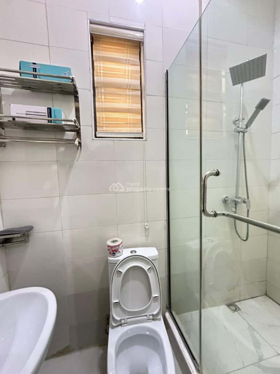 New 2 Bedrooms All Ensuite Penthouse with 24 Hrs Electricity, Freedom Way, Lekki Phase 1, Lekki, Lagos, Flat / Apartment for Rent