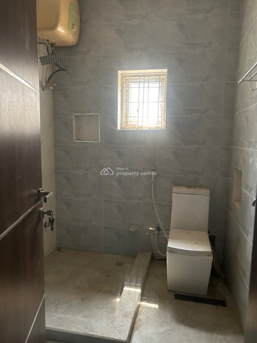 3 Bedroom with Bq(ask for a Video), Wuye, Abuja, Flat / Apartment for Sale