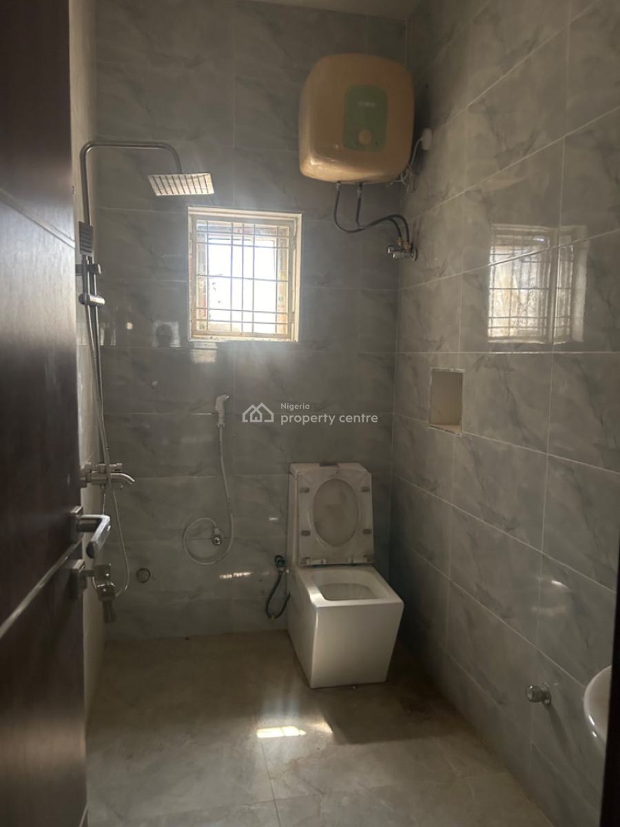 3 Bedroom with Bq(ask for a Video), Wuye, Abuja, Flat / Apartment for Sale