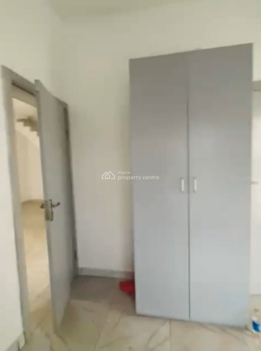 Spacious Mini Flat, Orchid Road, Lekki Phase 2, Lekki, Lagos, Mini Flat (room and Parlour) for Rent