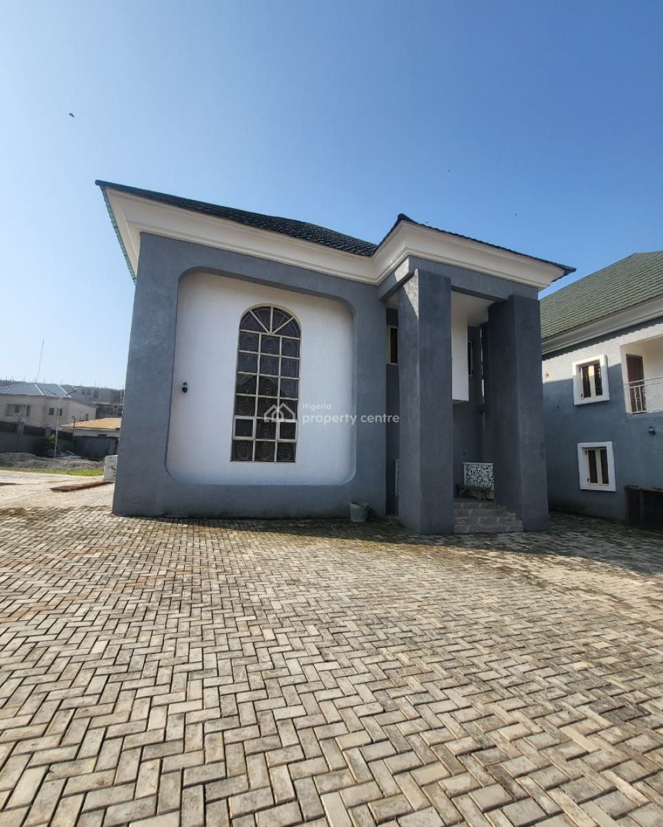 Luxurious Massive 4 Bedrooms Semi-detached Duplex with 2 Rooms Bq, By Ait Junction, Asokoro District, Abuja, Semi-detached Duplex for Rent