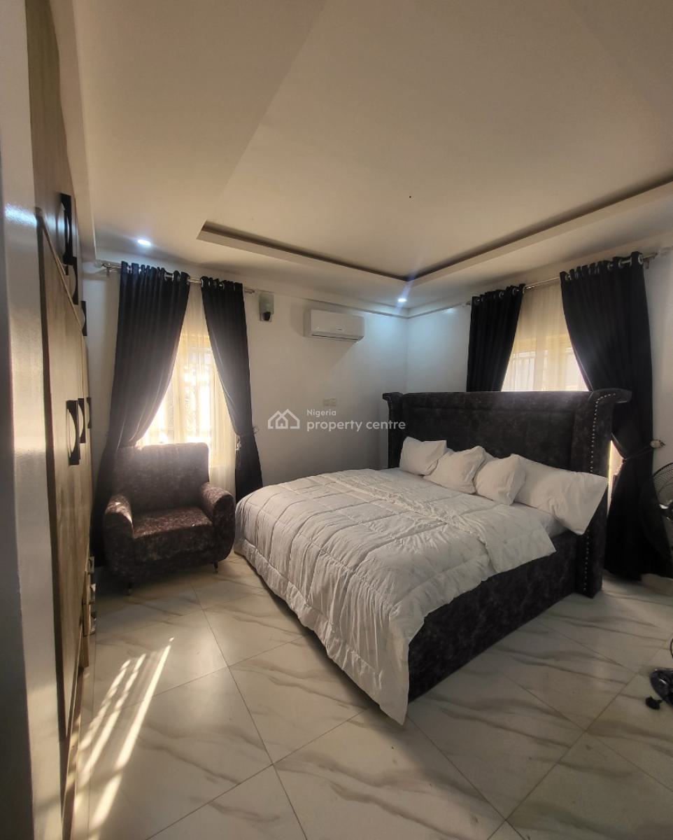Luxurious Massive 4 Bedrooms Semi-detached Duplex with 2 Rooms Bq, By Ait Junction, Asokoro District, Abuja, Semi-detached Duplex for Rent