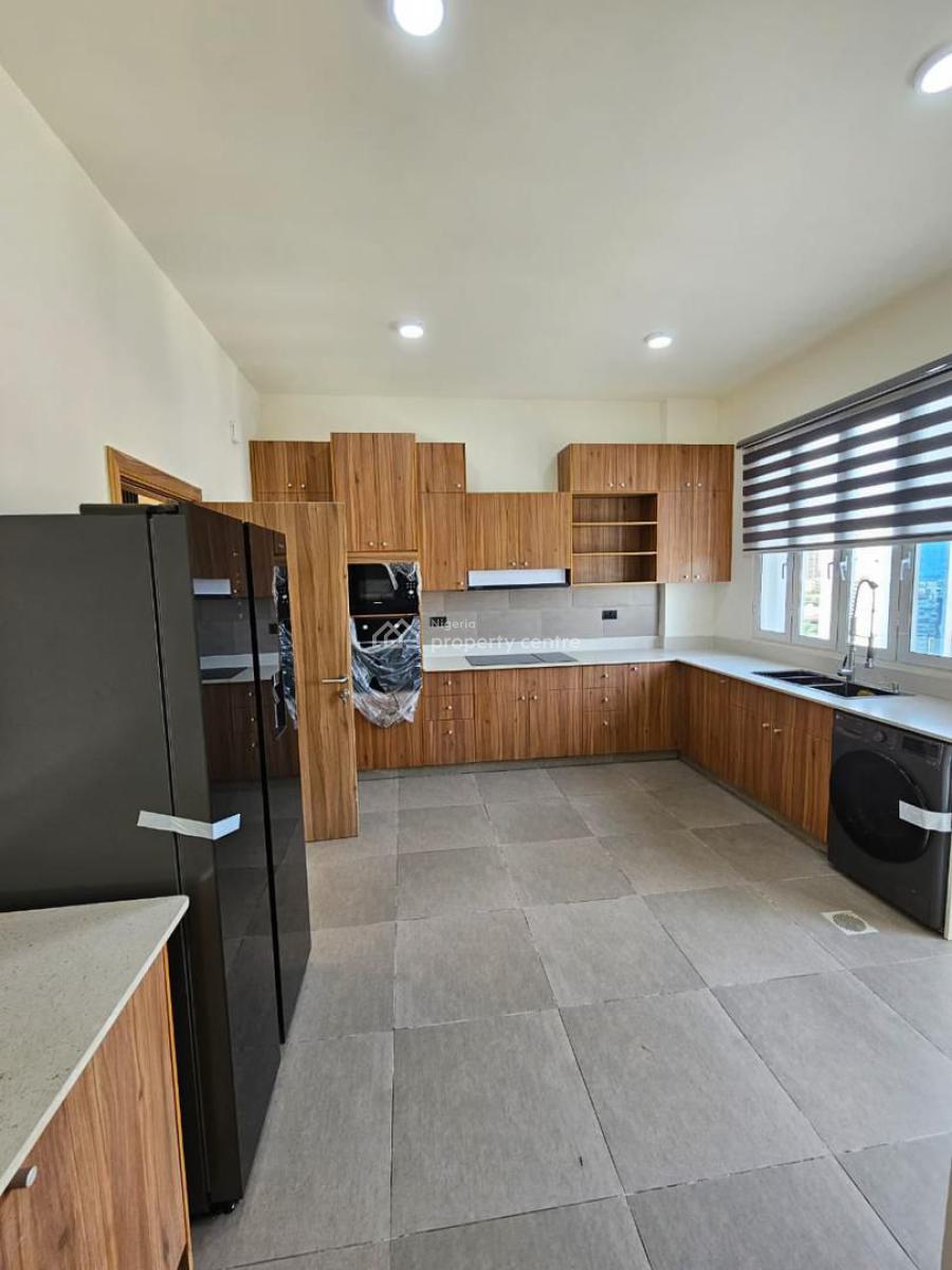 3 Bedrooms Apartment + Bq, Victoria Island (vi), Lagos, Flat / Apartment for Sale