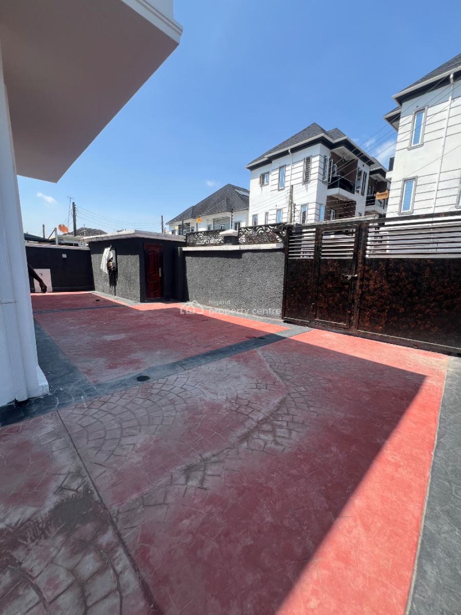 Very Spacious Five Bedroom Detached Duplex with Bq, Ikota Lekki, Lekki Phase 1, Lekki, Lagos, Detached Duplex for Sale