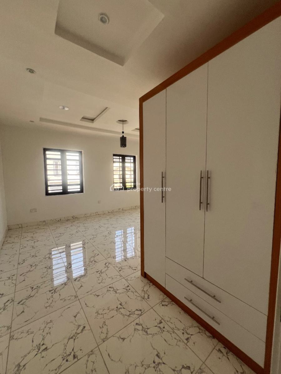 Very Spacious Five Bedroom Detached Duplex with Bq, Ikota Lekki, Lekki Phase 1, Lekki, Lagos, Detached Duplex for Sale