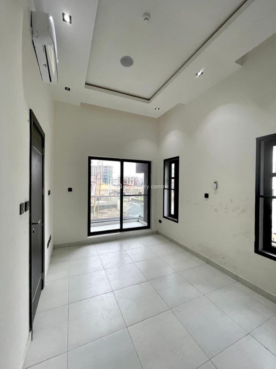 New 2 Bedroom All Ensuite with Bq, Gym, Elevator, Freedom Way, Lekki Phase 1, Lekki, Lagos, Flat / Apartment for Rent