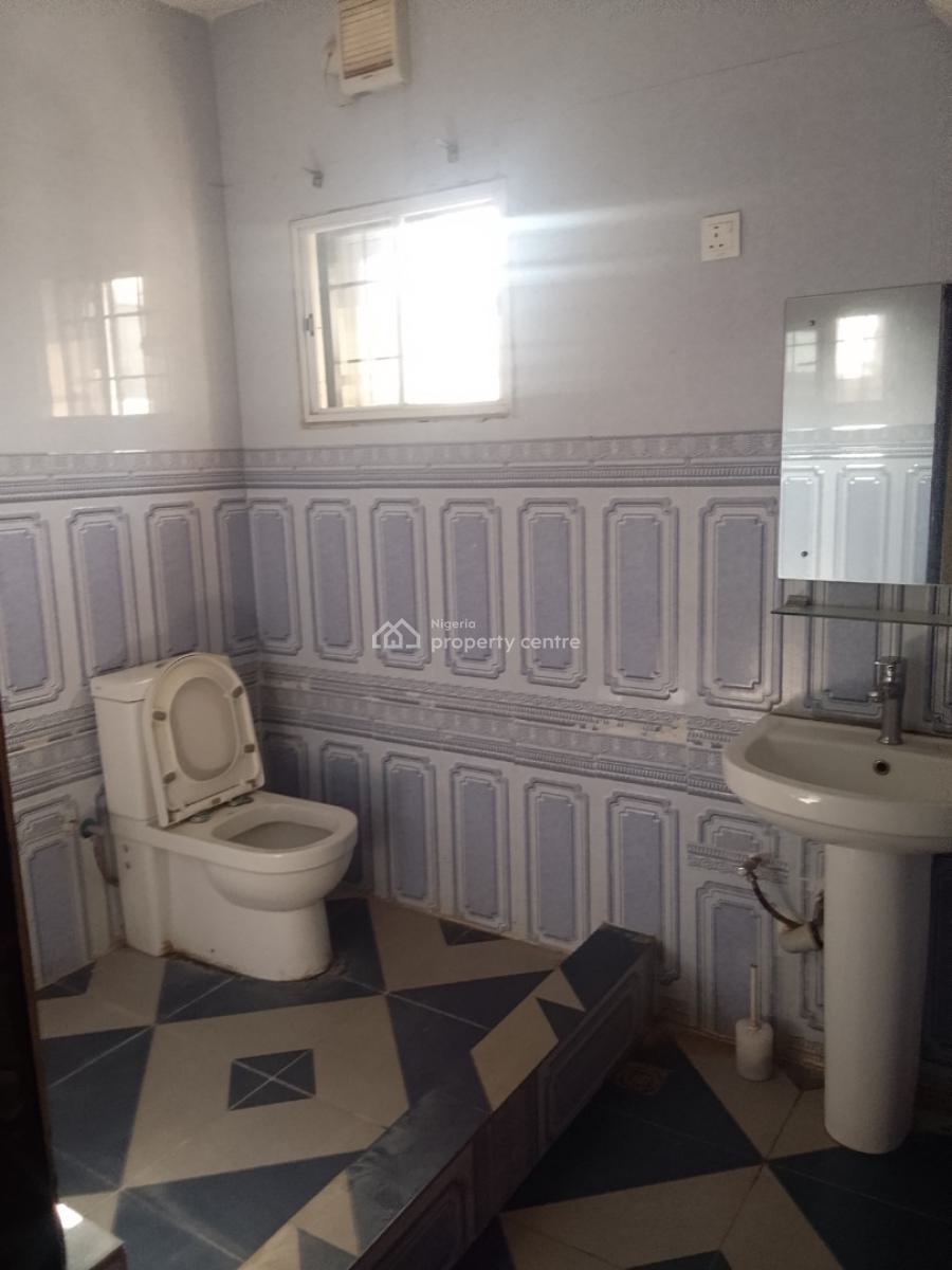 Serviced Three Bedrooms Flat, Jahi, Abuja, Flat / Apartment for Rent